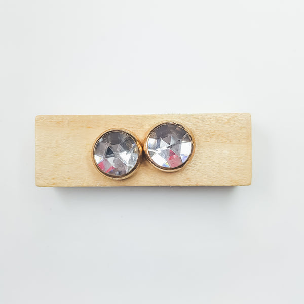 White Crystal (2s) Magnetic Brooch